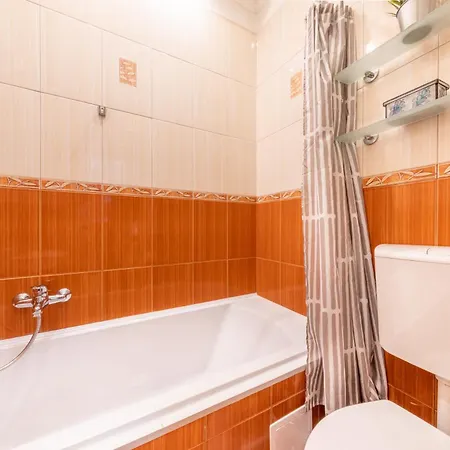 Simona - Lovely In The Downtown .