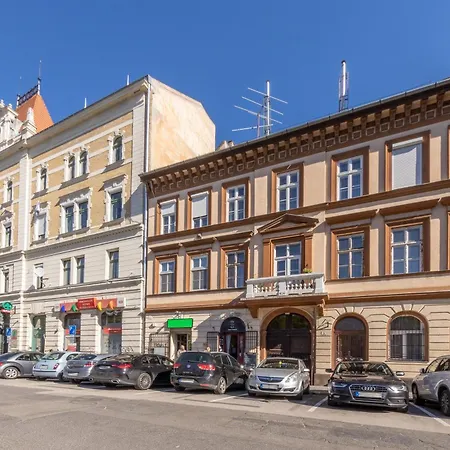 Appartement Simona - Lovely In The Downtown . *